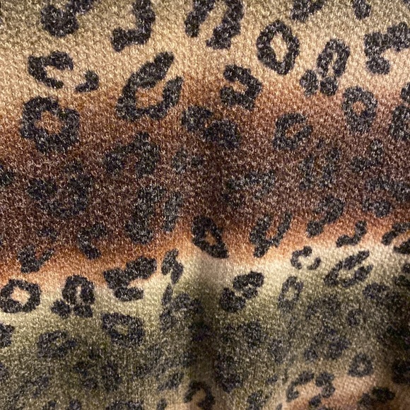 Zenana Sweater - Picture 3 of 4